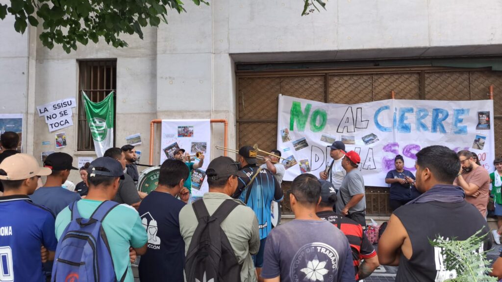 El Gobierno redujo la SISU a Dirección Nacional y confirmó 300 despidos desde el 1° de marzo.