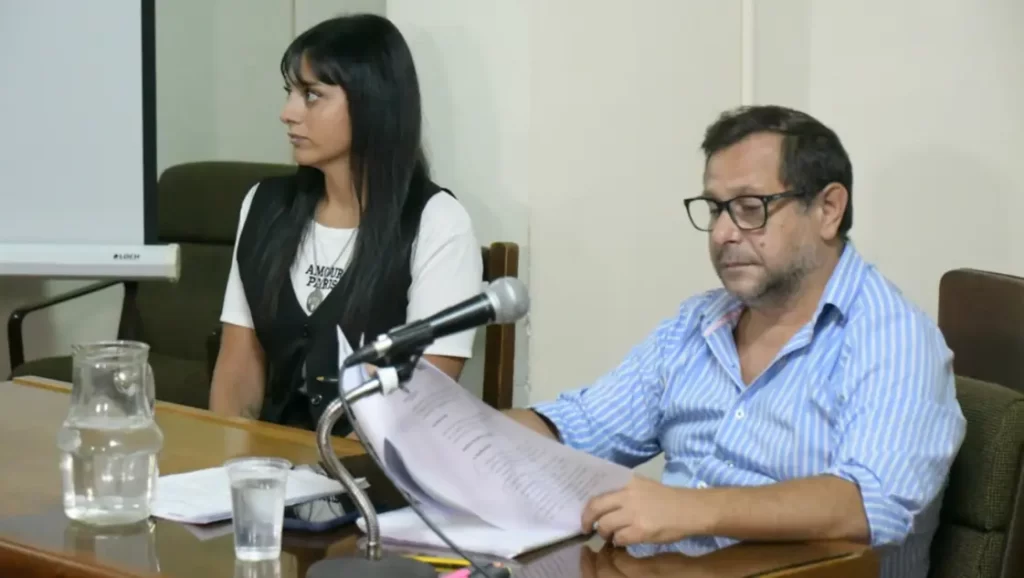 El Tribunal en lo Criminal N°1 de Bahía Blanca dio inicio al juicio contra Fiorella Damiani, que es acusada del delito de falso testimonio contra dos hombres.
