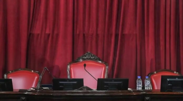 Senado bonaerense: el oficialismo busca crear dos vicepresidencias para repartir entre las tribus opositoras En la previa de la sesión preparatoria, el peronismo planearía crear más vicepresidencias en el Senado bonaerense para contentar a la oposición.