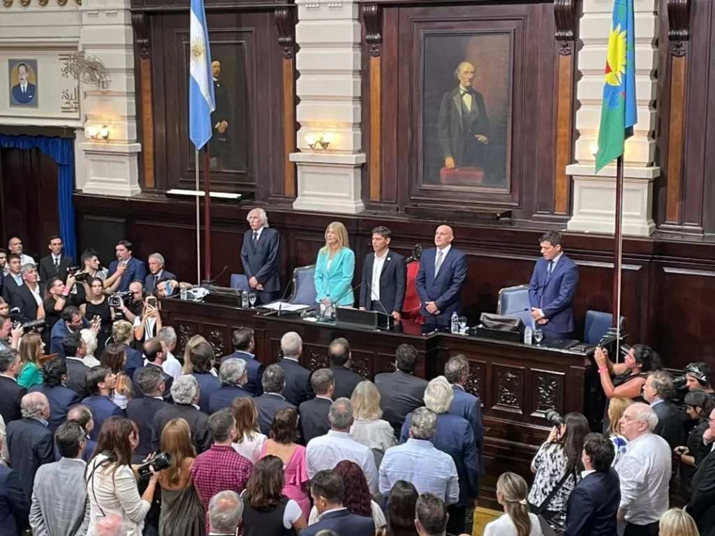 Axel Kicillof abrirá el período ordinario en la provincia de Buenos Aires con un discurso centrado en la gestión y críticas al modelo económico nacional.