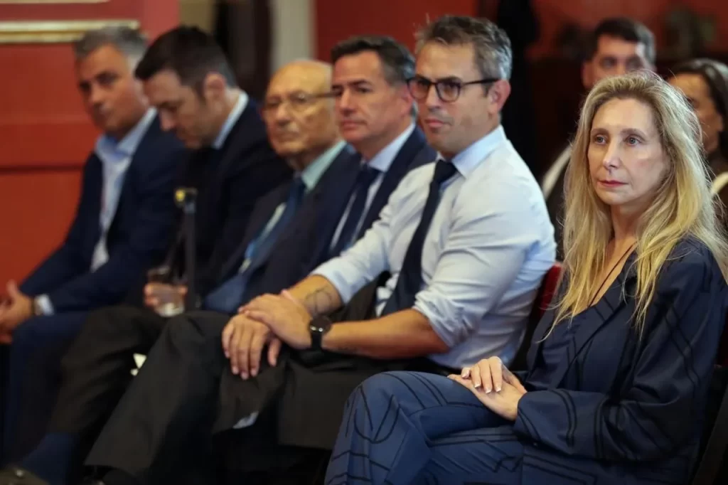 Martín Menem, Pilar Ramírez y legisladores nacionales integrarán la mesa política que acompañará a Karina Milei en la reunión nacional de La Libertad Avanza.