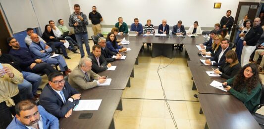 Diputados Bonaerenses pudo acceder de forma exclusiva al proyecto que permite a Alejandro Dichiara modificar las comisiones parlamentarias.