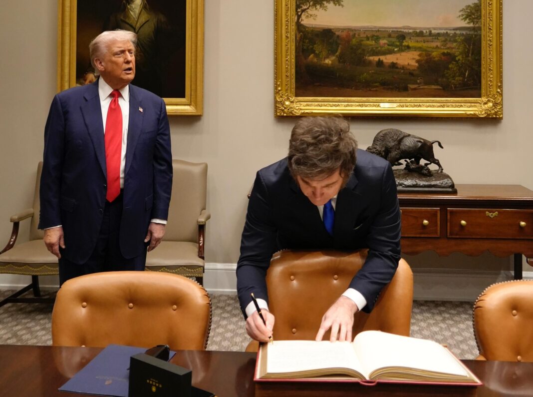 El gobierno nacional a cargo de Javier Milei activó un protocolo especial tras los recientes ataques de Estados Unidos e Israel a Irán, elevando el resguardo en áreas clave ante posibles represalias del régimen iraní.