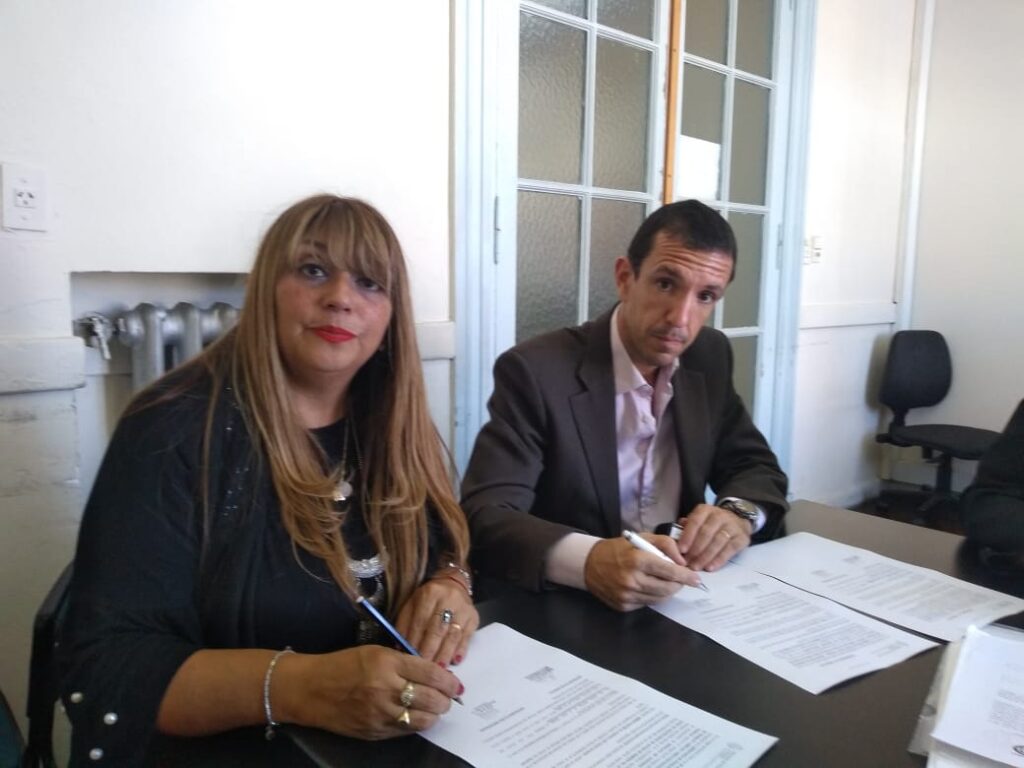 El sindicato de choferes particulares confirmó que el cese de actividades del servicio para personas con discapacidad y convoco a marchar.
