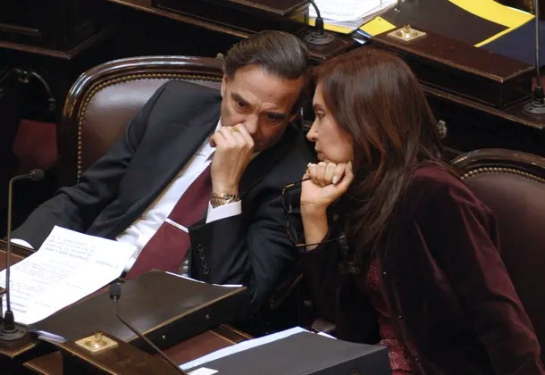 El diputado nacional, Miguel Ángel Pichetto, se reunió con la ex presidenta Cristina Kirchner para trabajar en la unidad del peronismo.