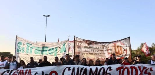 Luego de convocar un paro de 24 horas con movilización, el SUTNA alertó que acudirá a la Justicia para pedir la intervención estatal de FATE.