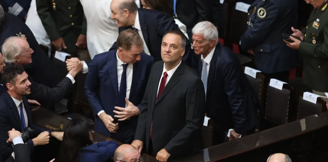 El jefe de Gabinete, Manuel Adorni, presentará su primer informe de gestión ante Diputados y se someterá a las preguntas de los bloques.
