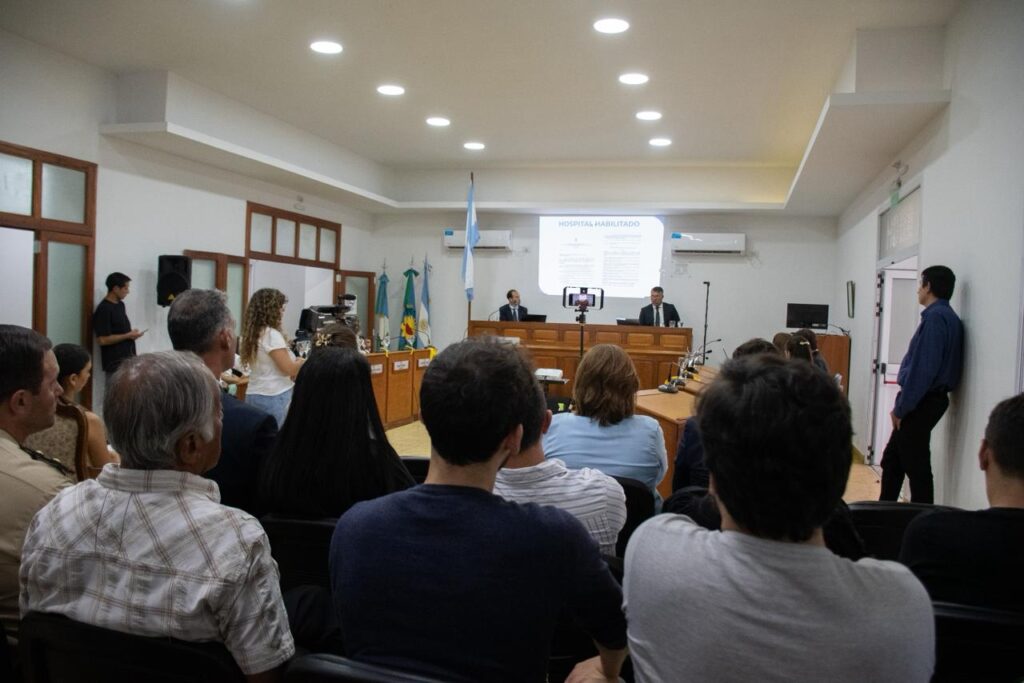 Durante su discurso, el intendente de Magdalena anunció la remodelación de la calle Brenan y otras obras de infraestructura.