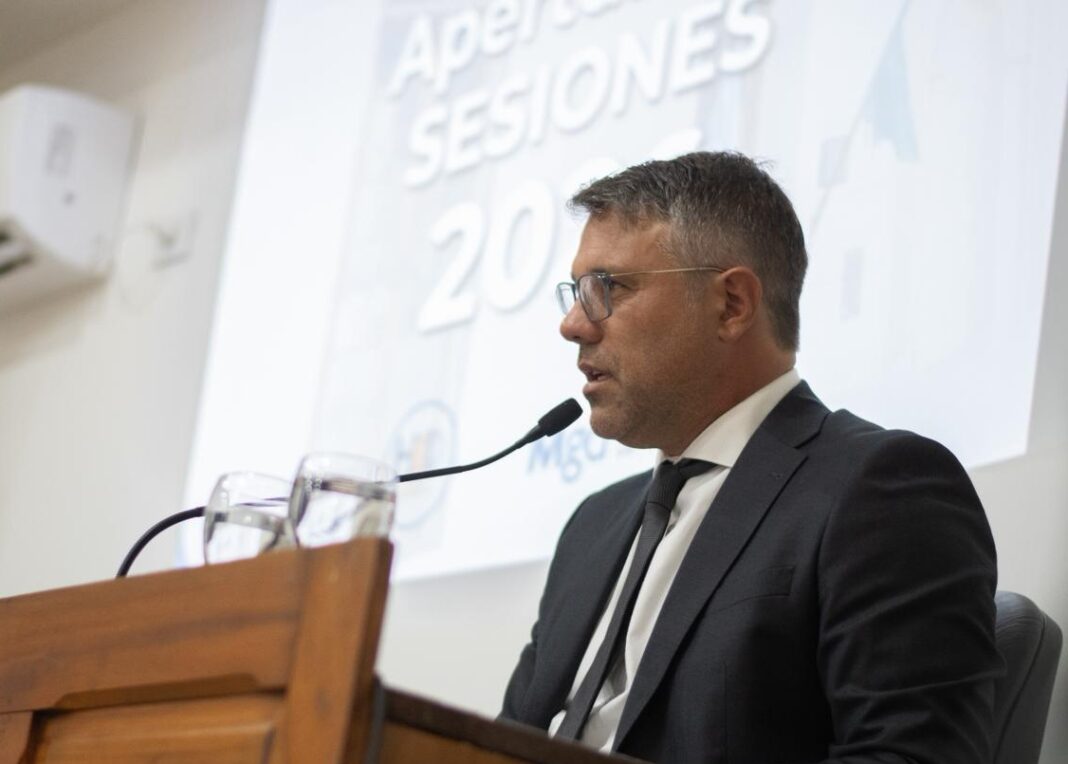 El intendente de Magdalena, Lisandro Hourcade, detalló la situación económica del municipio y anunció la agenda de obras públicas para 2026.