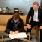 Milei promulgó la reforma laboral y la ley ya rige para el empleo privado El Gobierno promulgó la reforma laboral y la ley ya entro en vigencia con cambios en indemnizaciones, jornada laboral y negociación colectiva.