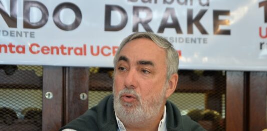 El titular del Comité de Contingencia de la UCR bonaerense, Miguel Fernández, sostuvo que la reunión autoconvocatoria de dirigentes del Comité para adelantar las elecciones "carece de sustento reglamentario".