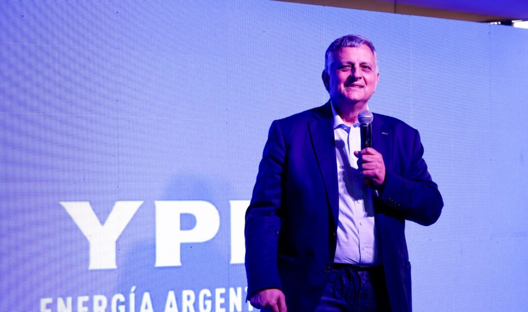 Ante la escalada del conflicto en Medio Oriente, el presidente de YPF, Horacio Marín, negó una eventual escalada en el precio de la nafta.