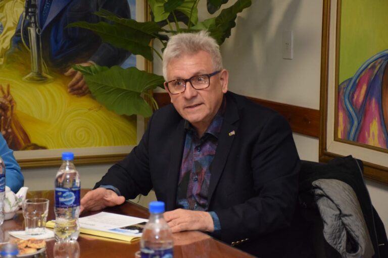 El coordinador del Corredor Italia-Argentina, Nicolás Moretti, disertó en el encuentro de AICOTUR para fomentar el turismo.