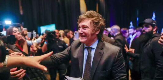 El presidente Javier Milei abre el Argentina Week en Nueva York ante banqueros y CEO globales con el objetivo de atraer inversiones extranjeras.