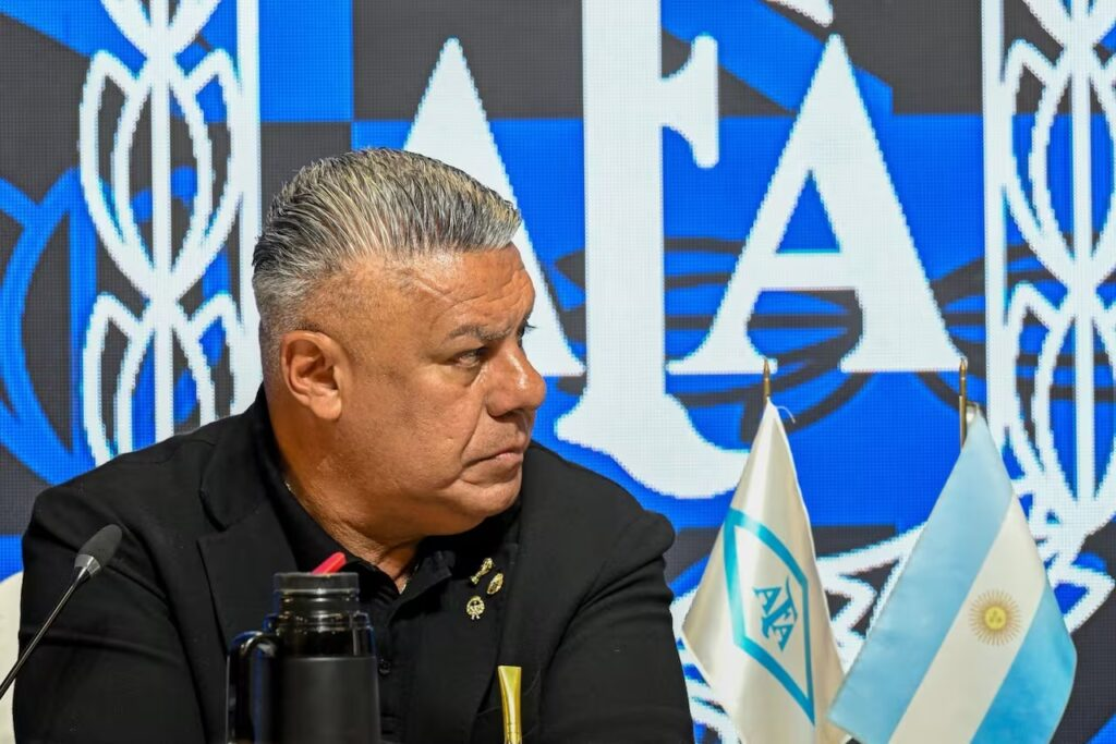 El Ministerio de Justicia y la IGJ designaron veedores en la AFA para auditar y revisar movimientos, en medio del conflicto con el Gobierno.