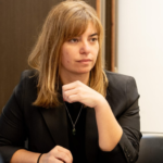 Braga presentó una nueva ley para reforzar el control sobre la ciberludopatía infantil La diputada bonaerense, Romina Braga, exige reforzar los mecanismos de control ante el avance de la ciberludopatía infantil. Entérate los detalles del proyecto de ley.