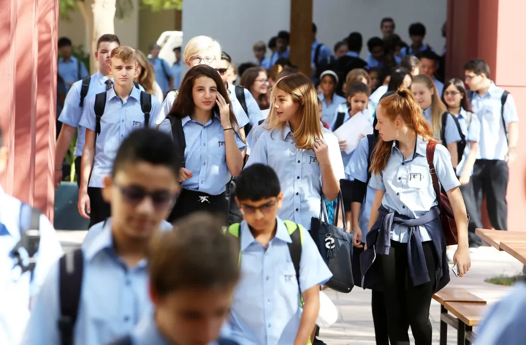 Los colegios privados de la Provincia encendieron las alarmas por la falta de pago de las cuotas y la presión fiscal de los municipios.