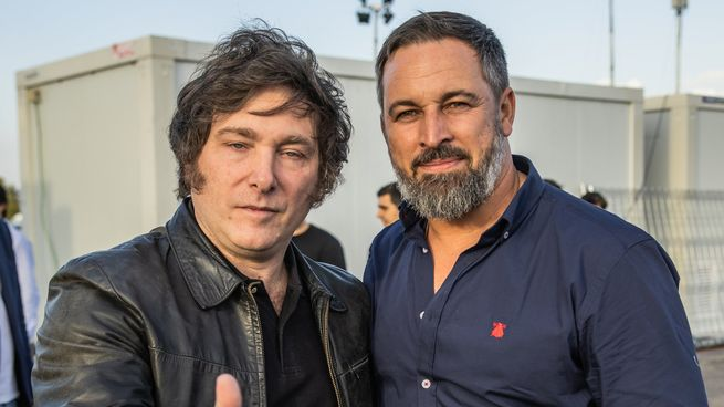 El presidente Javier Milei volverá a viajar al exterior el próximo jueves para participar del Foto Económico de Madrid, en donde mantendrá encuentros con el líder de VOX, Santiago Abascal.