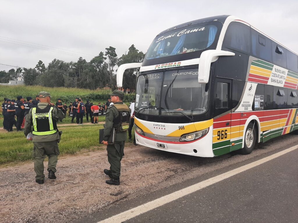 El nuevo esquema de Seguridad busca ordenar la logística de los traslados de hinchas y mejorar la coordinación entre distintas jurisdicciones.
