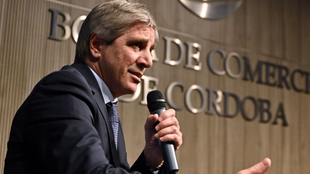 Caputo atribuyó el rebote de la inflación de los últimos meses a las repercusiones del "ataque político" de la oposición previo a las elecciones de 2025.