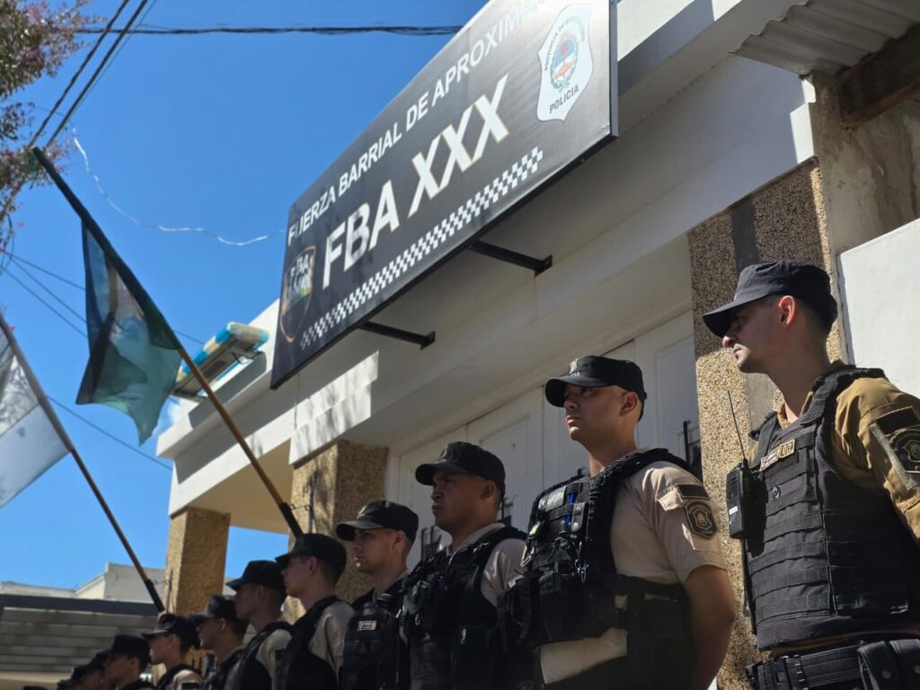 Coronel Rosales: Aristimuño recibió a los 19 nuevos efectivos que se desempeñarán en las Fuerzas Barriales de Aproximación.