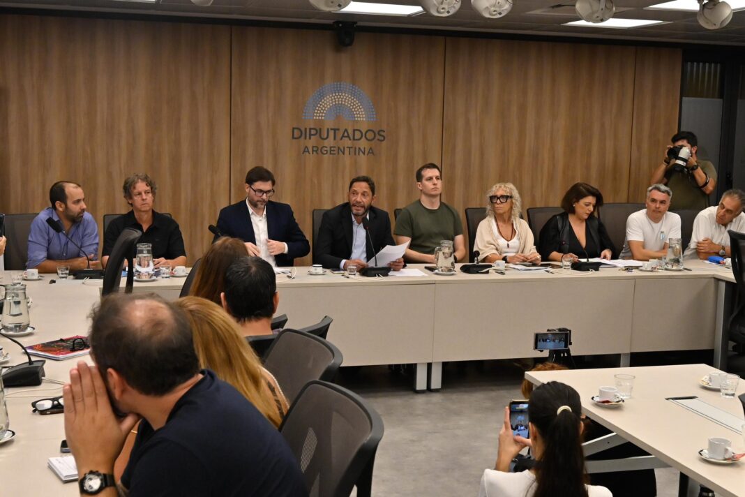 Legisladores nacionales de la comisión investigadora adelantaron que denunciarán al fiscal Eduardo Taiano por encubrir las pruebas en el caso $LIBRA.