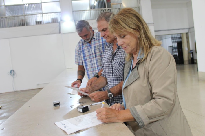 Colegios profesionales de la construcción formalizaron el planteo por el funcionamiento del área de Obras Privadas en el Municipio local.