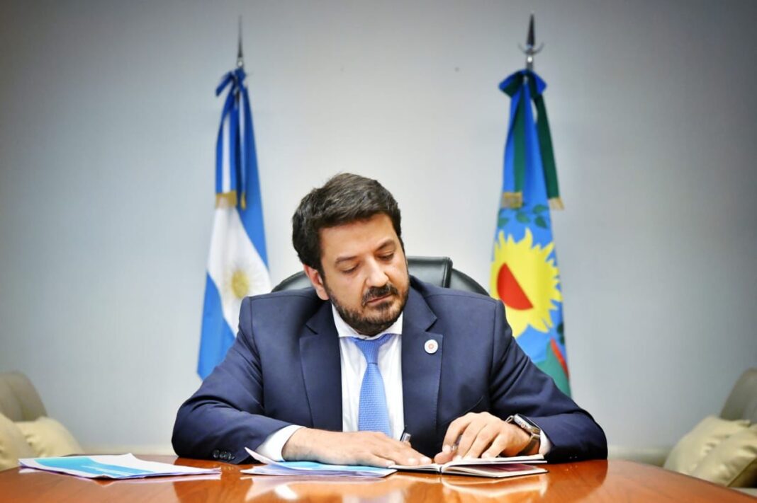 El ministro de Justicia, Juan Martín Mena, afirmó que el Ejecutivo busca cubrir las cuatro vacantes de la Corte bonaerense en el transcurso de este año.