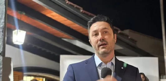 La diputada Lourdes Arrieta denunció a Luis Petri por malversación en IOSFA, en plena crisis de prestaciones que afecta a afiliados en todo el país.