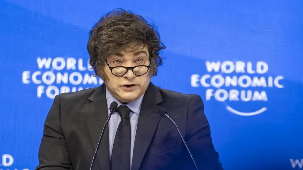 
Javier Milei apuntó contra la OMS y, a un año del anuncio, oficializó la salida de Argentina del organismo internacional.