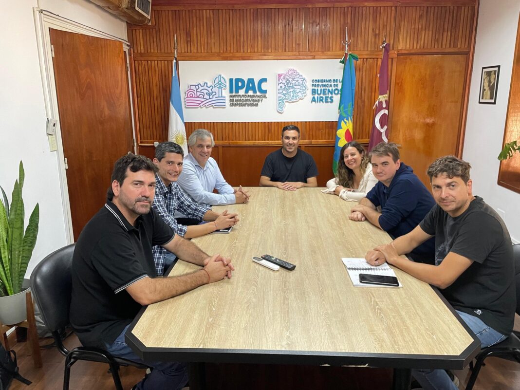 Chivilcoy: Britos se reunió con funcionarios provinciales por el estado de los caminos rurales