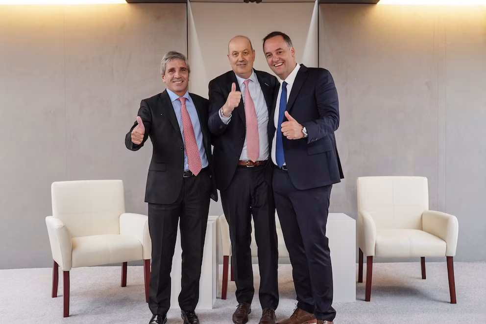 En el marco del Plan Motosierra, el ministro de Desregulación, Federico Sturzenegger, adelantó que preparan una nueva tanda de despidos para finales de marzo. 