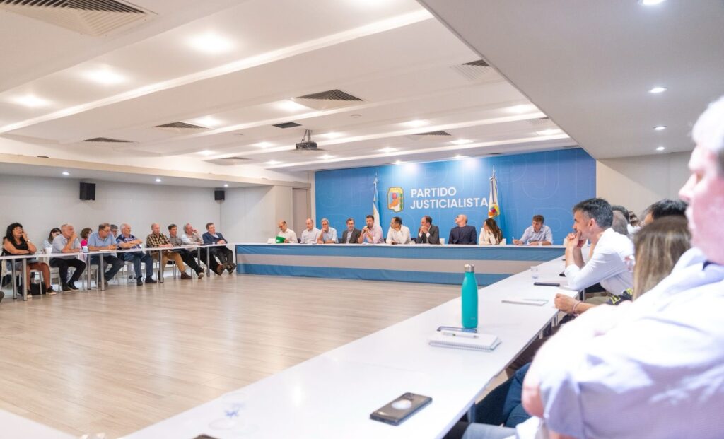 El exgobernador Sergio Uñac pidió a las autoridades del PJ que antes de fin de año esté definido el candidato electoral del peronismo para 2027.