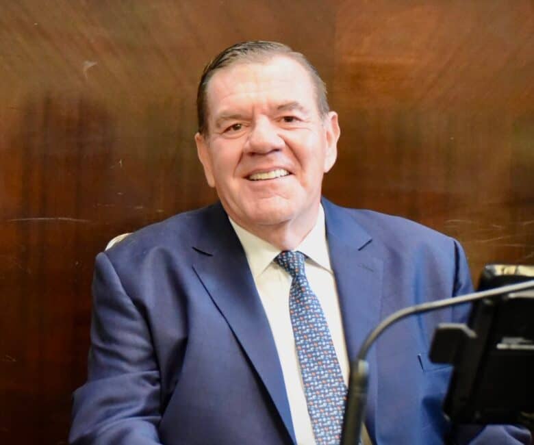 Guillermo Montenegro podría volver a Mar del Plata para retomar su trabajo como intendente. Su banca le corresponde a la libertaria Luján Fiego.