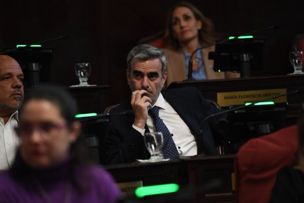 
Senado bonaerense: Matías de Urraza conmemoró el 50° aniversario del golpe de Estado. 