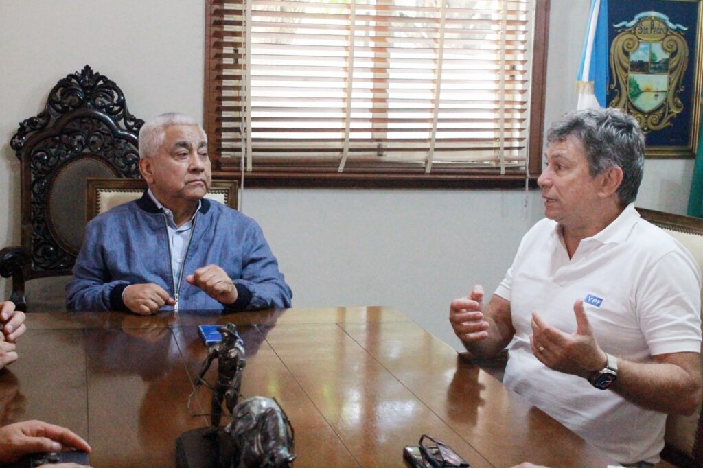 El intendente de San Pedro, Cecilio Salazar, encabezó una reunión clave por la construcción de un centro industrial en el municipio.