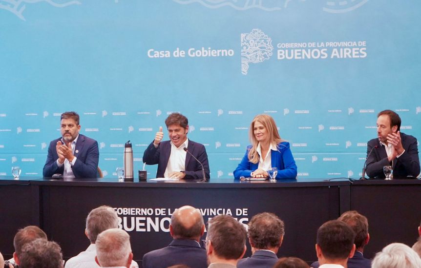 Axel Kicillof le comunicó a los intendentes que se comprometió a pagar una cuota del Fondo de Emergencia para el 30 de abril.