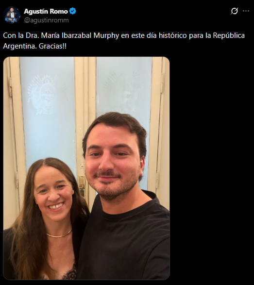 Agustín Romo fue uno de los libertarios más activos en redes para festejar la caída del juicio por la expropiación de YPF.