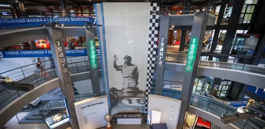 El diputado bonaerense Diego Garciarena presentó un proyecto para declarar de interés legislativo el 40° aniversario del Museo del Automovilismo "Juan Manuel Fangio".