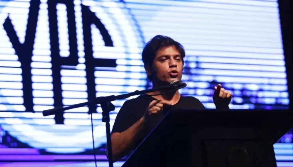 Axel Kicillof tuvo un rol central en la estatización de YPF en 2012, cuando se desempeñaba como ministro de Economía durante el gobierno de Cristina Fernández de Kirchner.