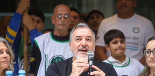 El titular de ATE nacional, Rodolfo Aguiar, remarcó que las medidas cautelares que prosperan contra la reforma laboral "son un golpe para el Gobierno".