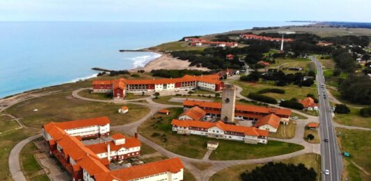 La senadora de Fuerza Patria, Fernanda Raverta, cuestionó la “desnaturalización del fin social” del complejo de Chapadmalal por parte de Milei.