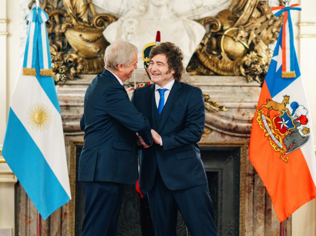 El presidente Javier Milei mantuvo una reunión bilateral con su par de Chile, José Antonio Katz, para fortalecer el comercio y la seguridad bilateral.