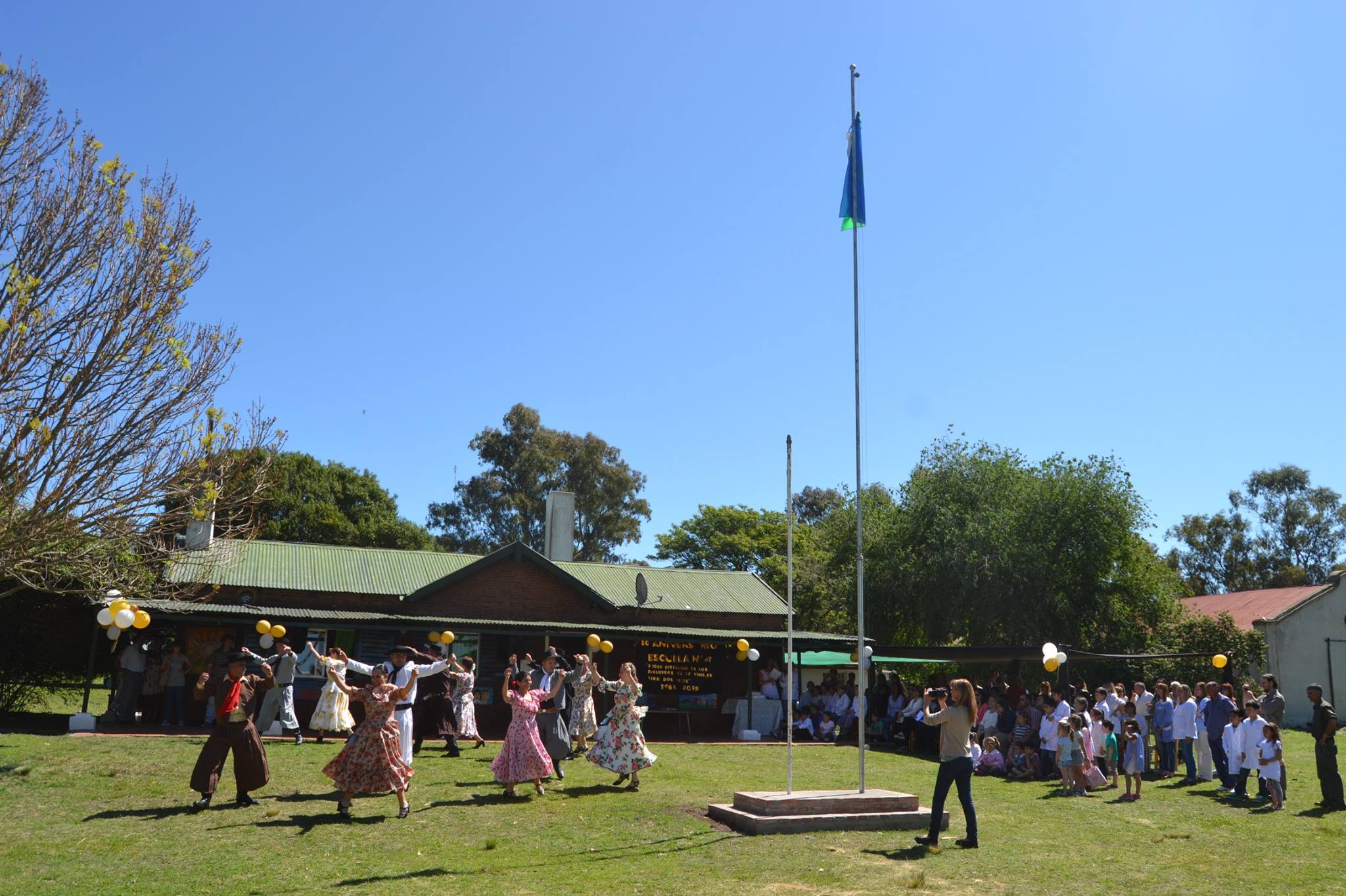 
Vaccarezza propone eximir a los docentes rurales del pago del Impuesto Automotor. 