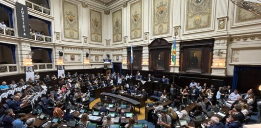 El diputado peronista Ricardo Lissalde presentó un proyecto de ley para crear una Oficina de Presupuesto en la Legislatura, un viejo deseo de la oposición.