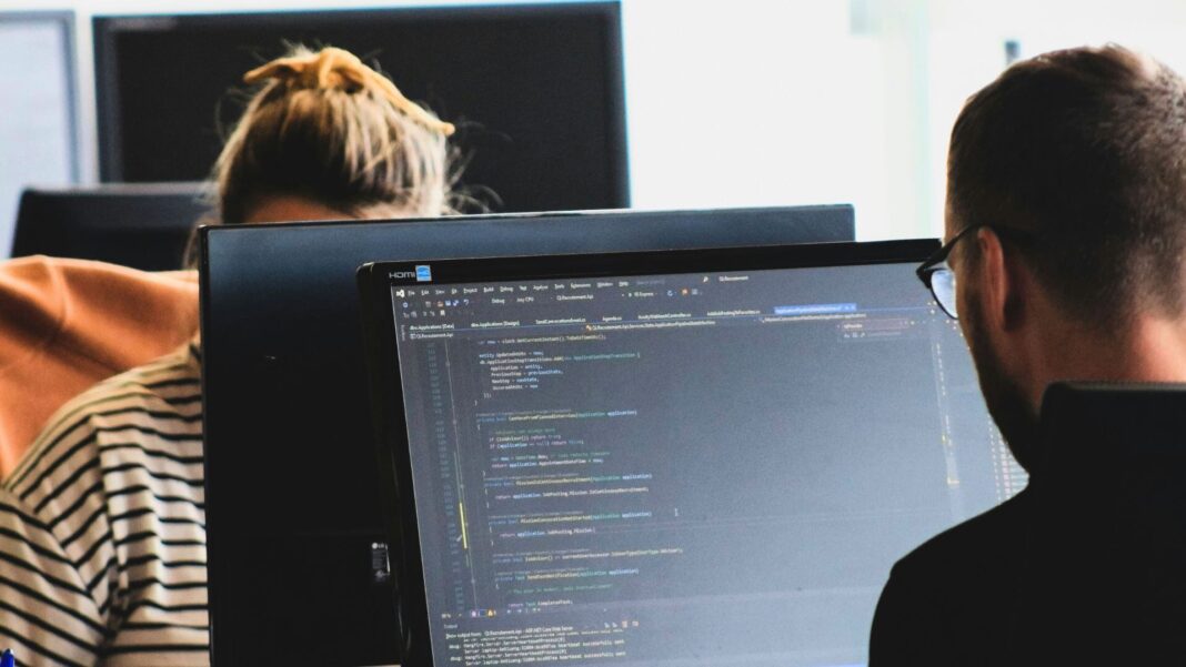 La diputada oficialista Luciana Padulo propone crear una comisión para prevenir el grooming y otros delitos digitales contra niños y adolescentes.