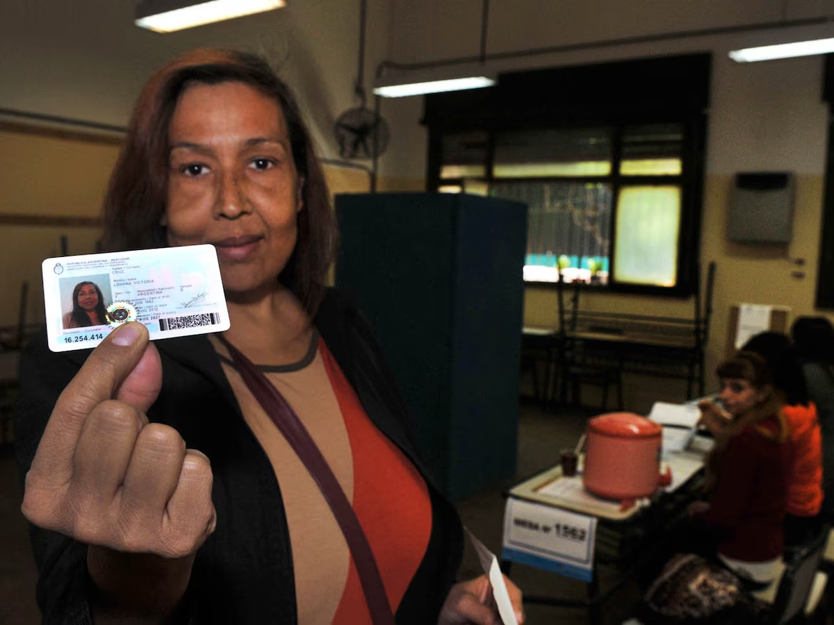 La diputada Mónica Schlotthauer presentó un proyecto para entronizar en la Cámara Baja el retrato de la activista trans, Lohana Berkins, a 10 años de su fallecimiento.