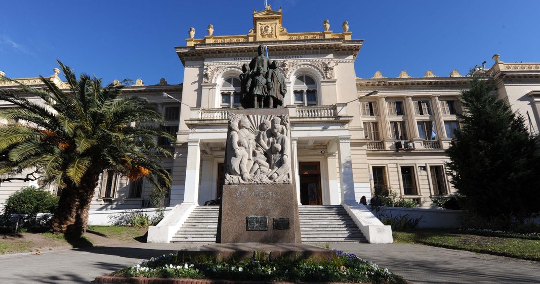 La Dirección de Eduacción bonaerense elaboró un comunicado con orientaciones para las instituciones sobre los modos de actuar ante la aparición de amenazas.