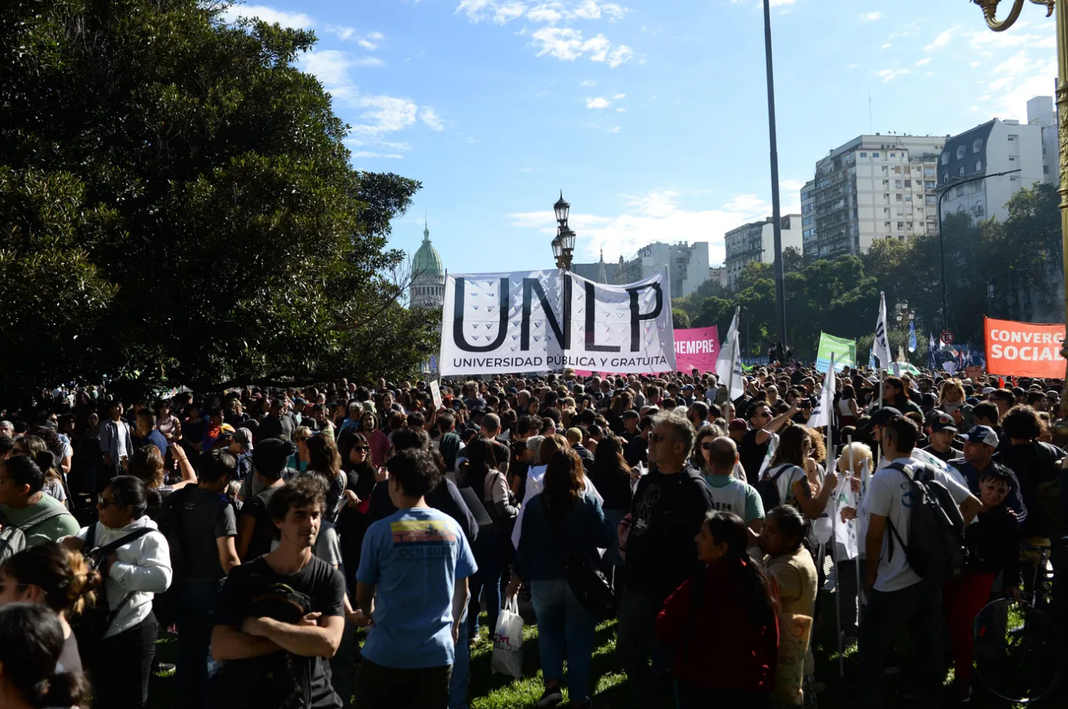 El vicerrector de la UBA, Emiliano Yacobitti, advirtió que las universidades podrían convocar a una nueva marcha federal.