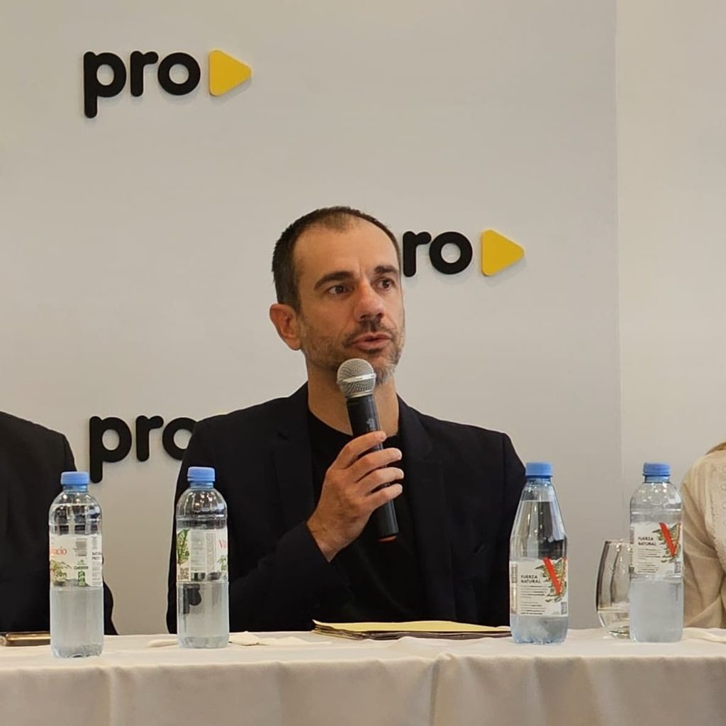 
Tras asumir como vicepresidente del PRO bonaerense, Pablo Petrecca recorrió tres municipios del interior y se reunió con distintos sectores. 